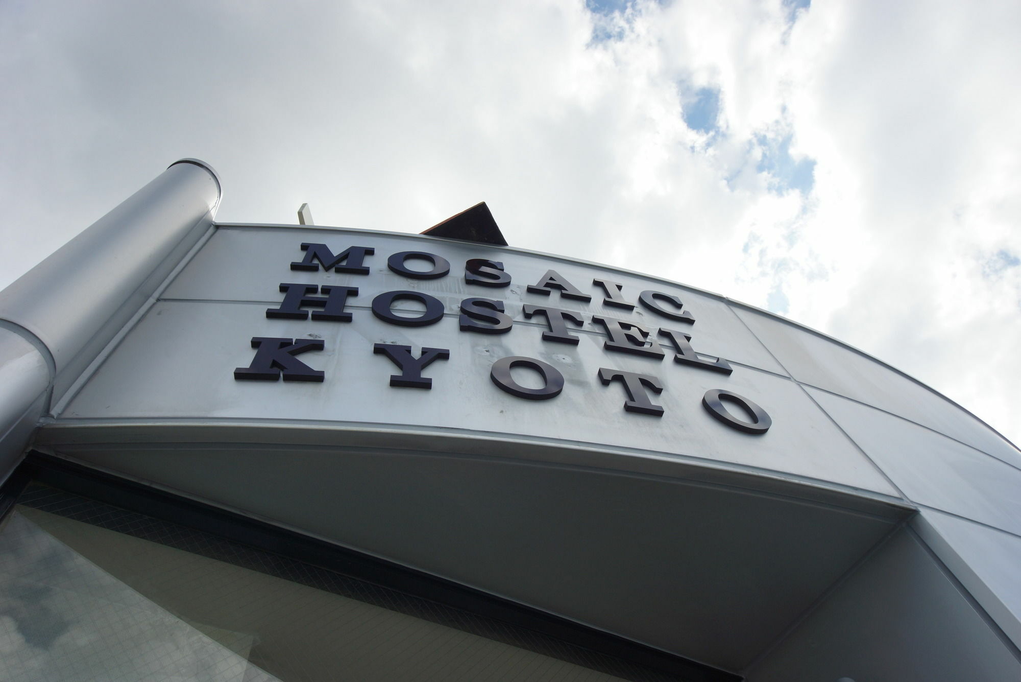 Mosaic Hostel Kyoto Bagian luar foto