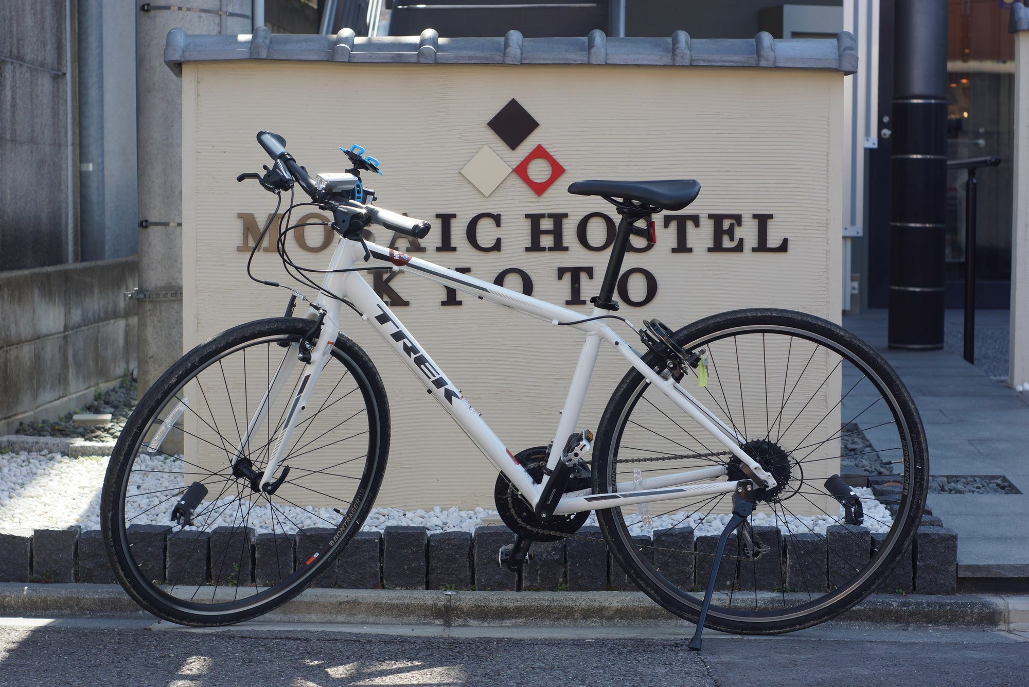 Mosaic Hostel Kyoto Bagian luar foto