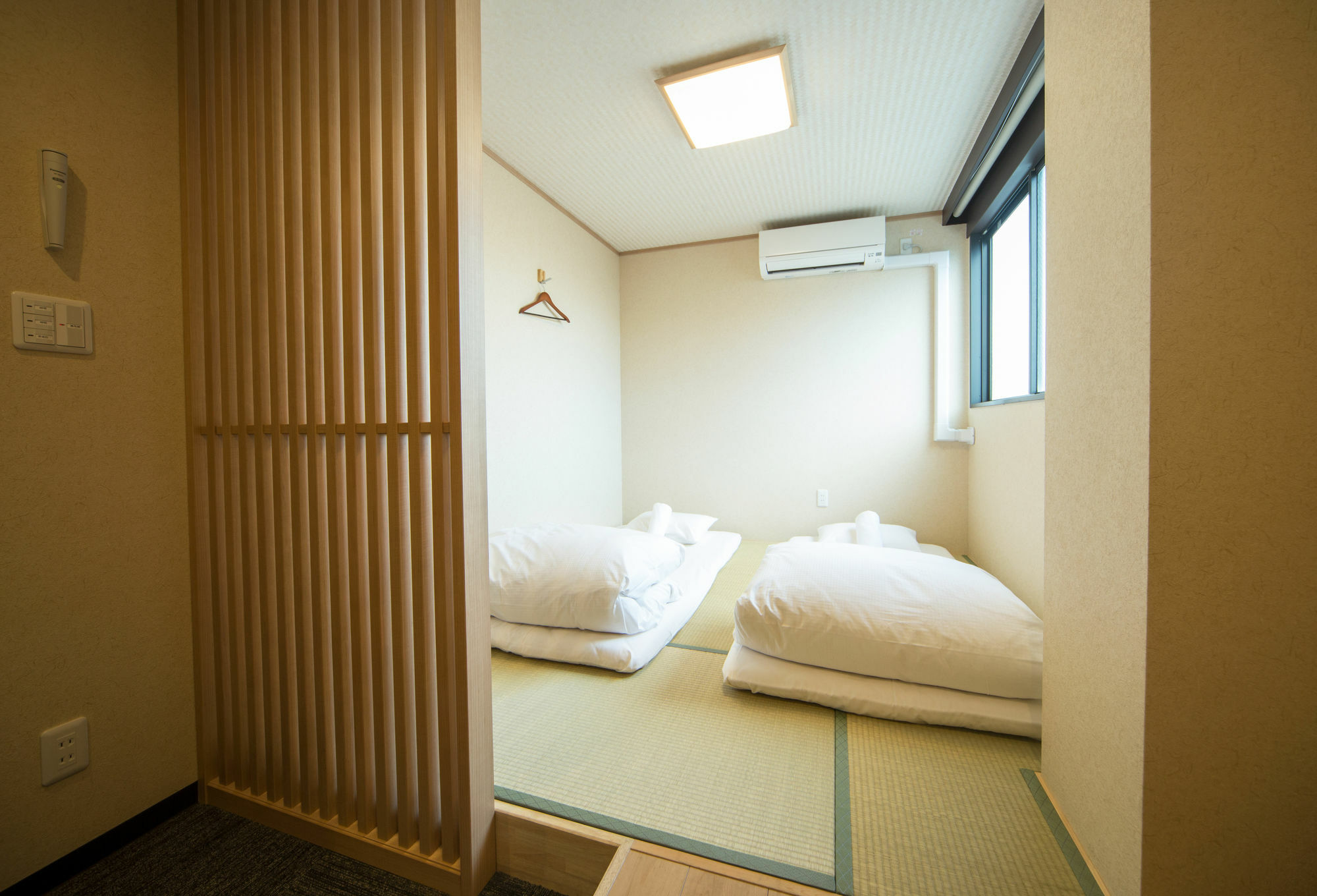 Mosaic Hostel Kyoto Bagian luar foto