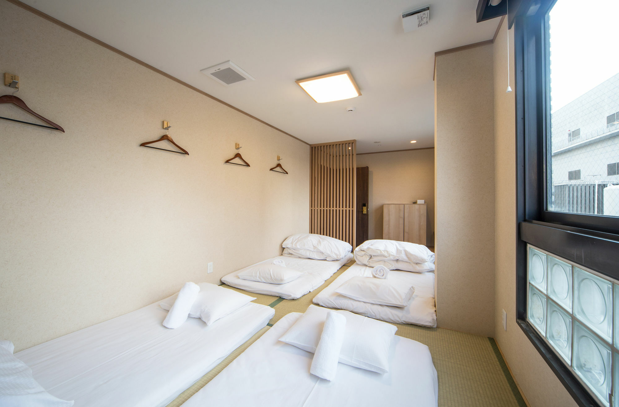 Mosaic Hostel Kyoto Bagian luar foto